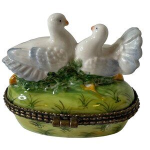 Vintage Porcelain Trinket Hinged Dove Box Augustus Rex Dresden Germany